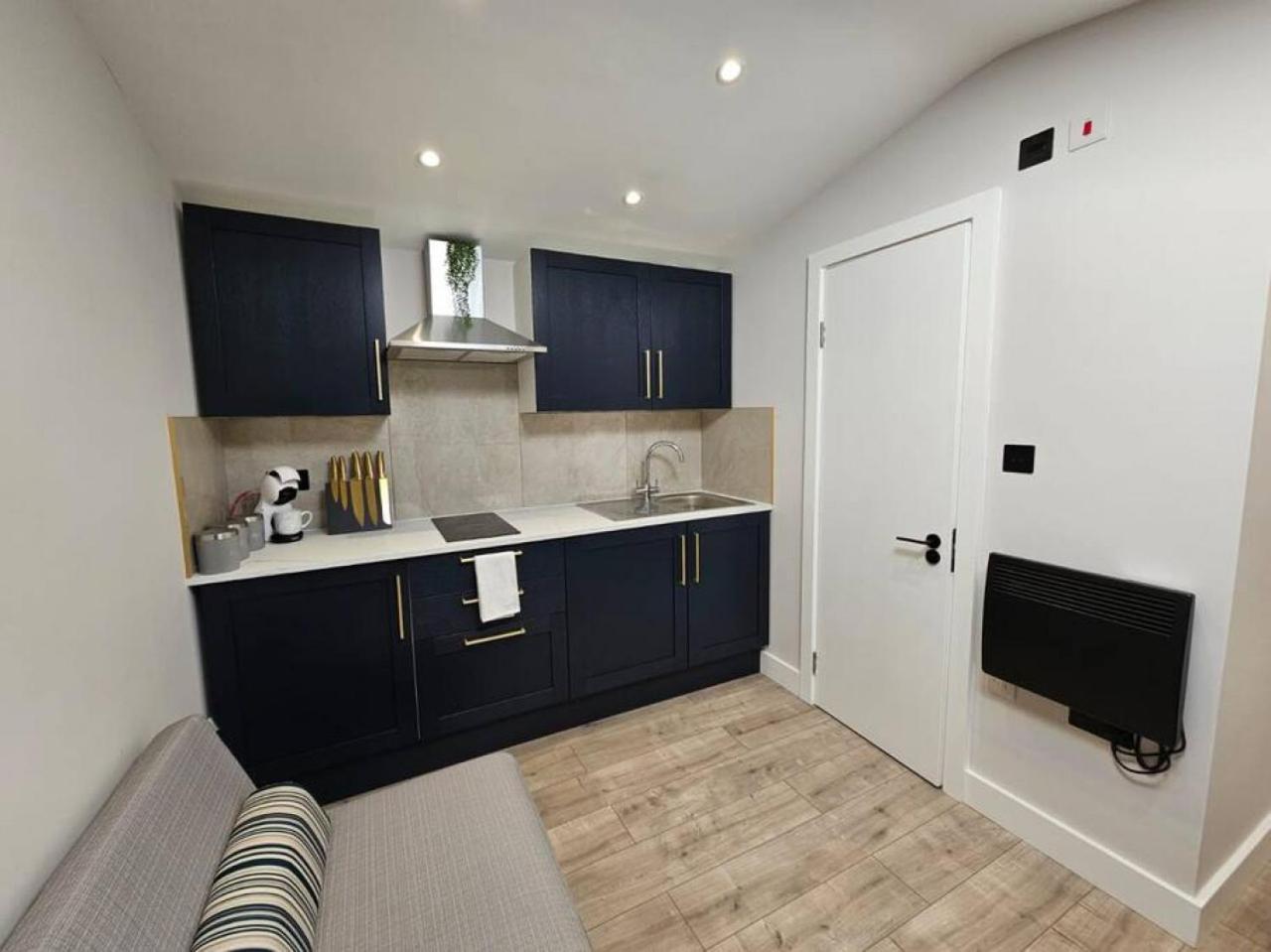 Haven Escape Retreat Quiet And Leafy Self-contained Appartamento Londra